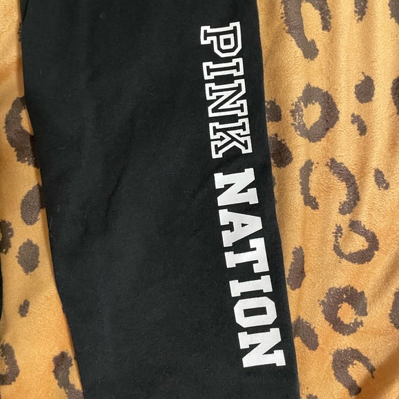 Victoria Secret/Pink Yoga Pants - Picture 2 of 2